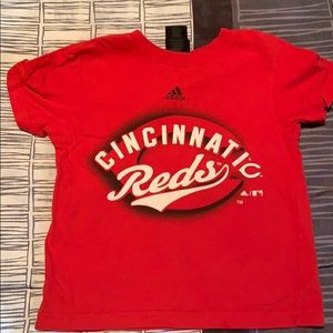 Boys: Cincinnati Reds. Size M 5/6